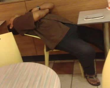 singaporeanbadbehaviour1
