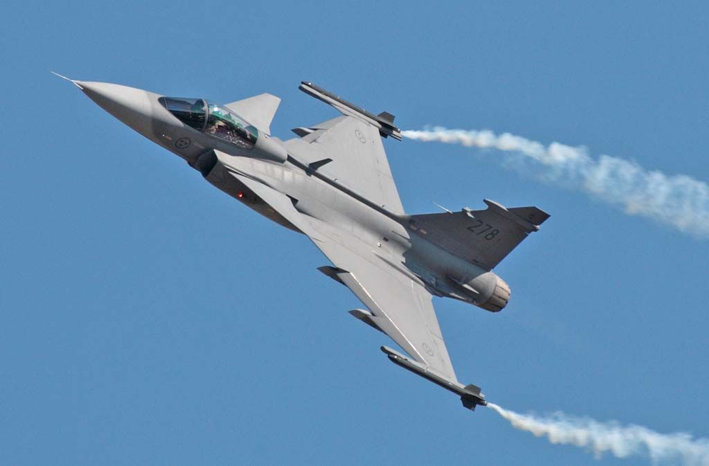 RIAT_2018_07_15_502_edited-1_zps6pc9g9y8