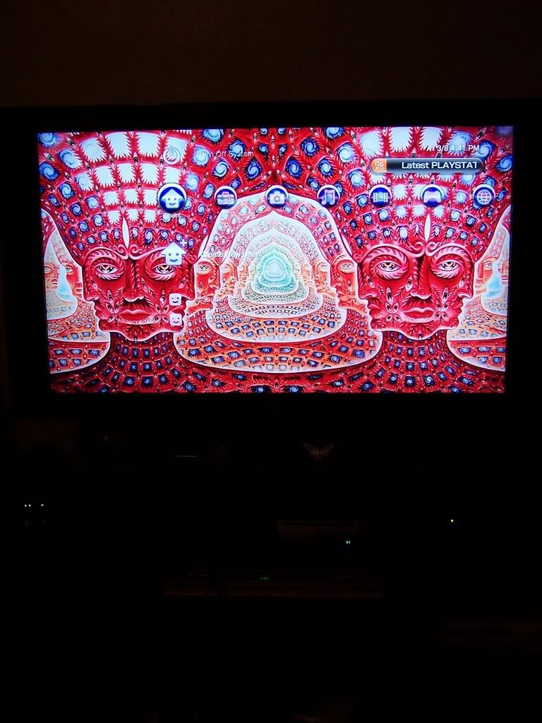  flash off to showcase the Alex Grey wallpaper of his amazing painting, 