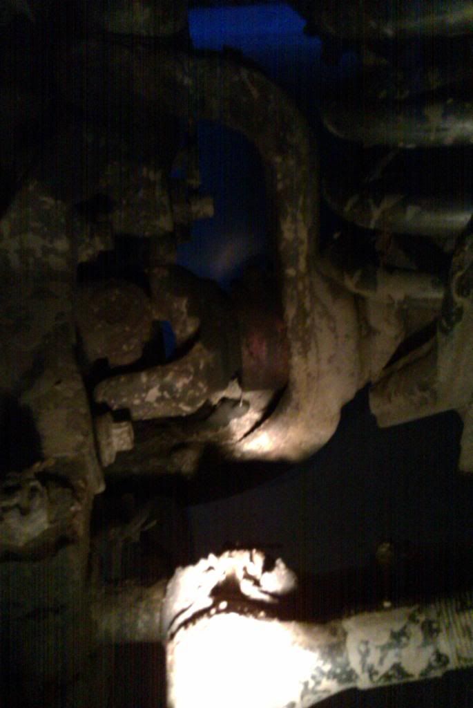 Pitman arm bushing broken and outer axle seal leaking Jeep Enthusiast