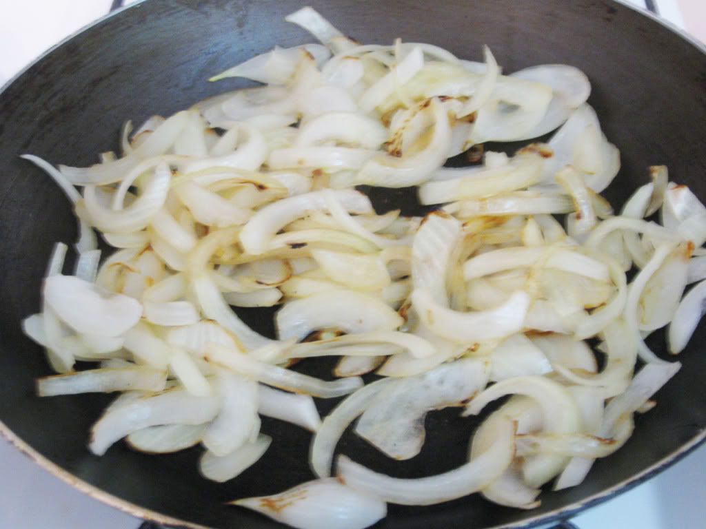 Suprema a la suiza con papas salteadas Suprema a la suiza con papas salteadas