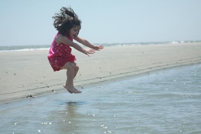 IMAGE: http://i268.photobucket.com/albums/jj32/sirgeorgekillian/073_zps2d4b4271.jpg