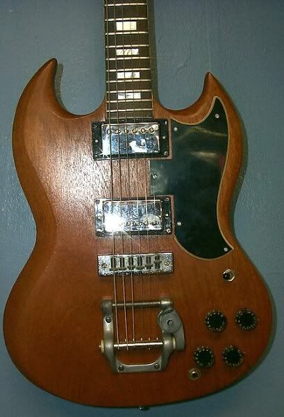 GibsonSGStandard70swalnut.jpg