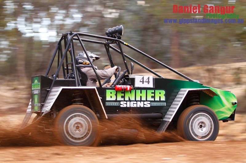 IMAGE: http://i268.photobucket.com/albums/jj38/canno1_2008/1-1.jpg