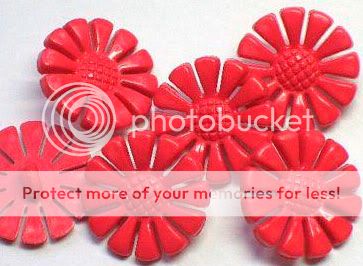 Daisy Flower Plastic Button Kids Doll Crafts Red  