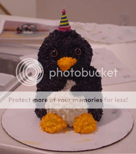 3D-Penguin-Birthday-Cake.jpg
