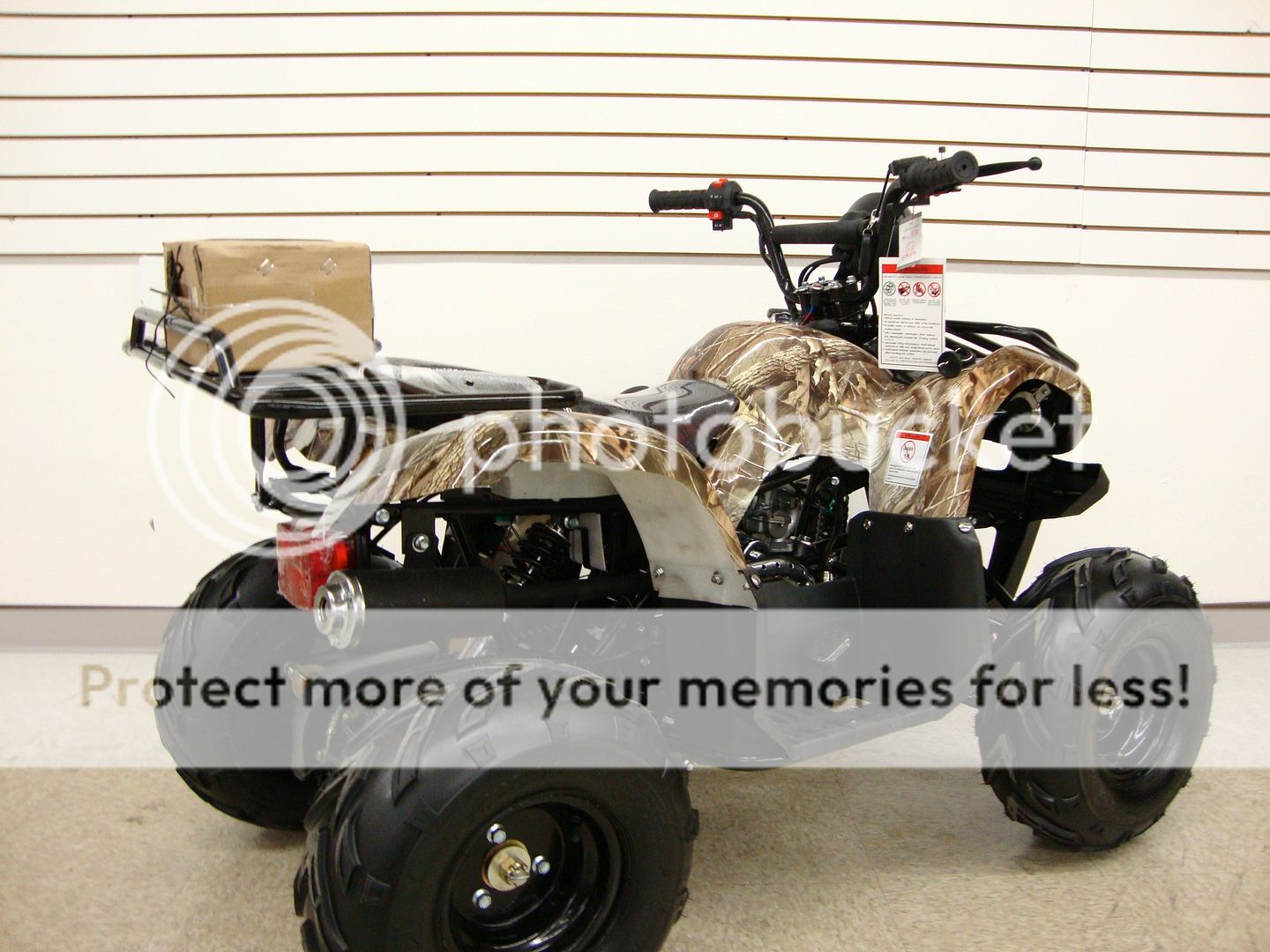   Utility 125cc ATV Full Automatic w/ Reverse  + Helmet